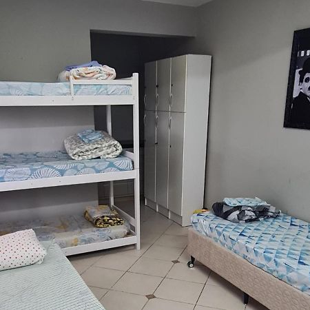 Hostel Oktoberfest Casa Laranja 布卢梅瑙 外观 照片